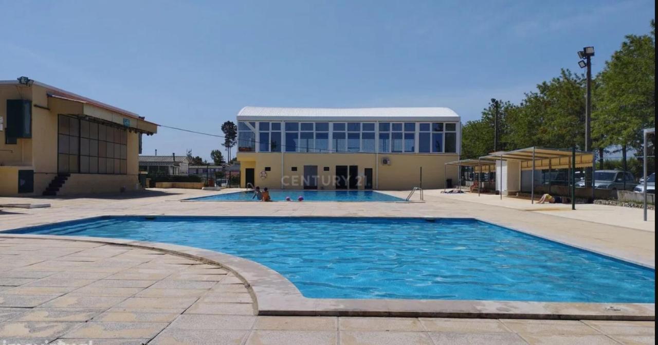 Residencial T2 No Parque Verde Quinta do Conde Ngoại thất bức ảnh